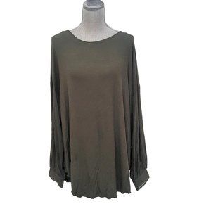 FREE PEOPLE OVERSIZED LONG SLEEVE OPEN BACK TOP SIZE MEDIUM